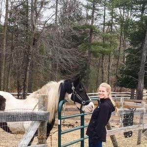 Meet your Posher, Anne elizabeth